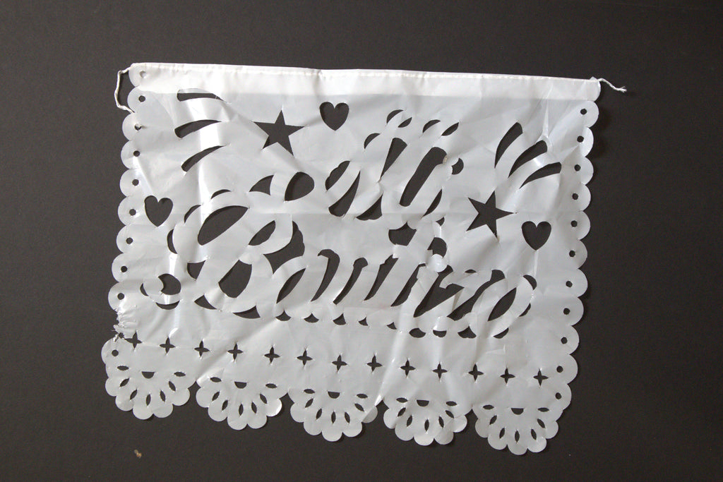 Bautizo - White